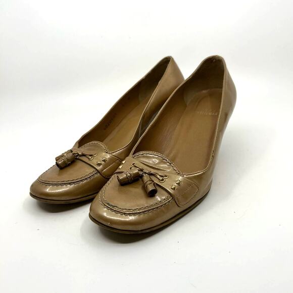 Stuart Weitzman Patent Leather Tassel Kitten Heel 6.5 US - Picture 1 of 10